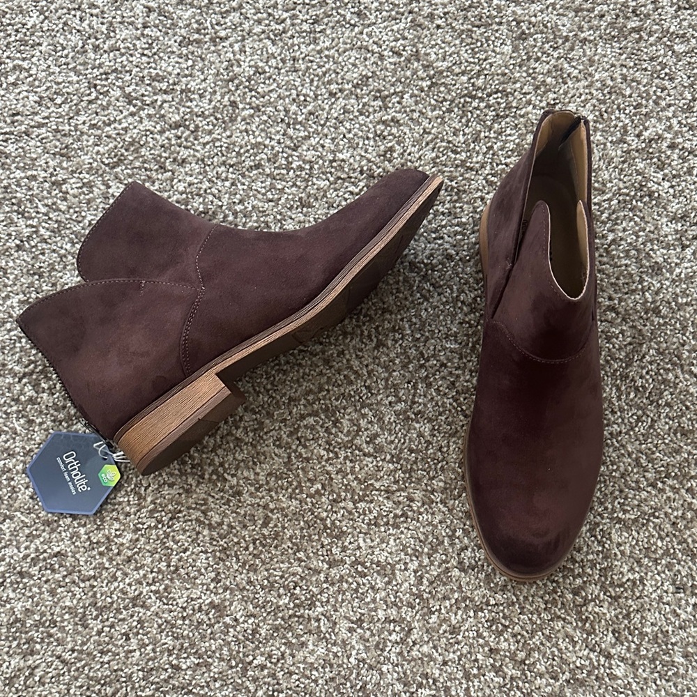 Sonoma Women's Dark Brown Ankle Booties